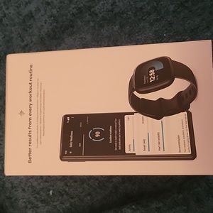 Brand New Fit Bit Versa 4.              NEVER OPENED